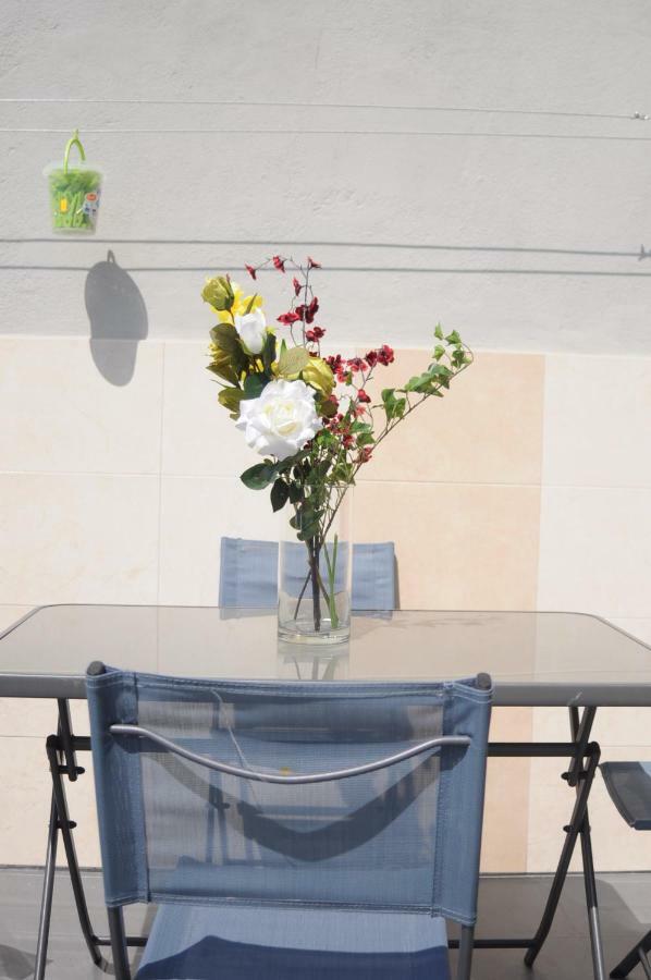 Homestay In 11 Minutes From Lisbon Queluz
